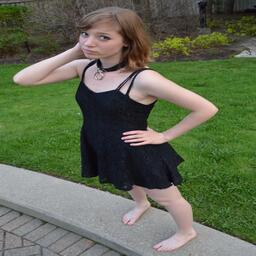 Le vilain Mr cherche soumise