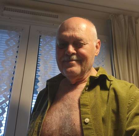 cherche une jeune femme