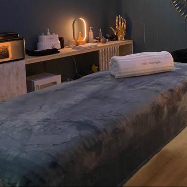 Massage et cunni gratuit pour les femmes