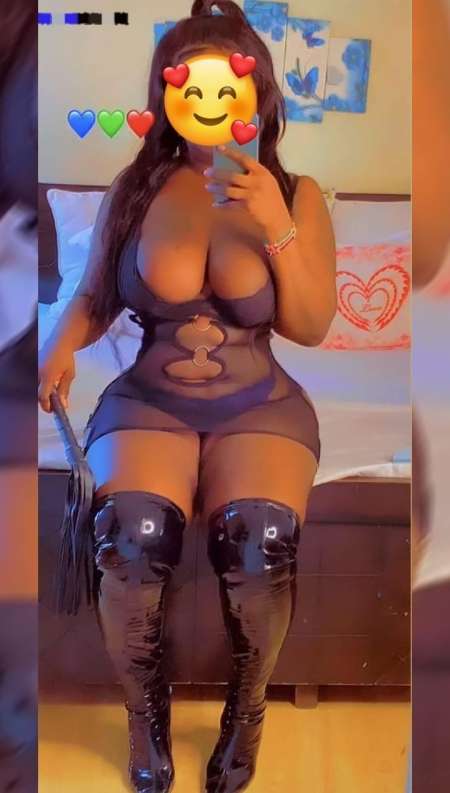 Noir Chocolat black jolie