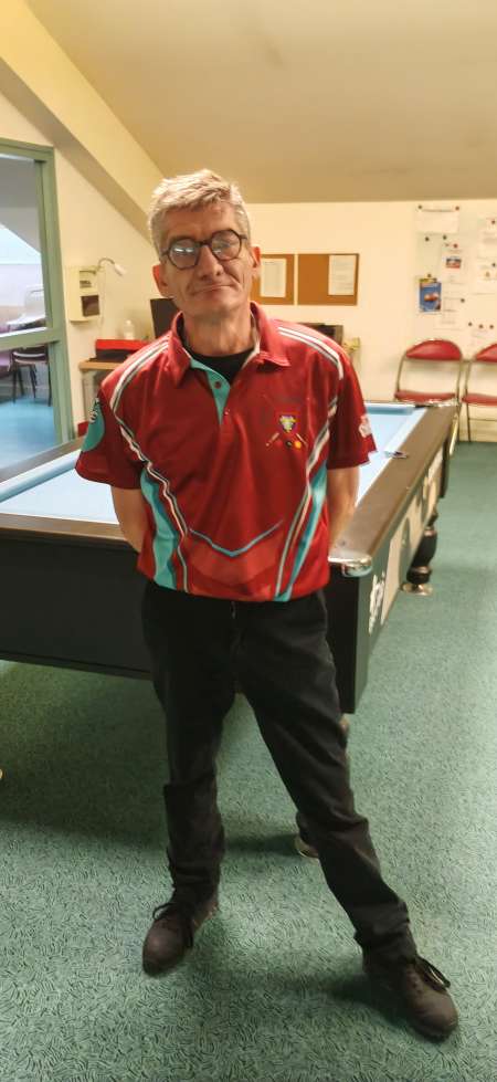 Clique ici , su tu es curieuse