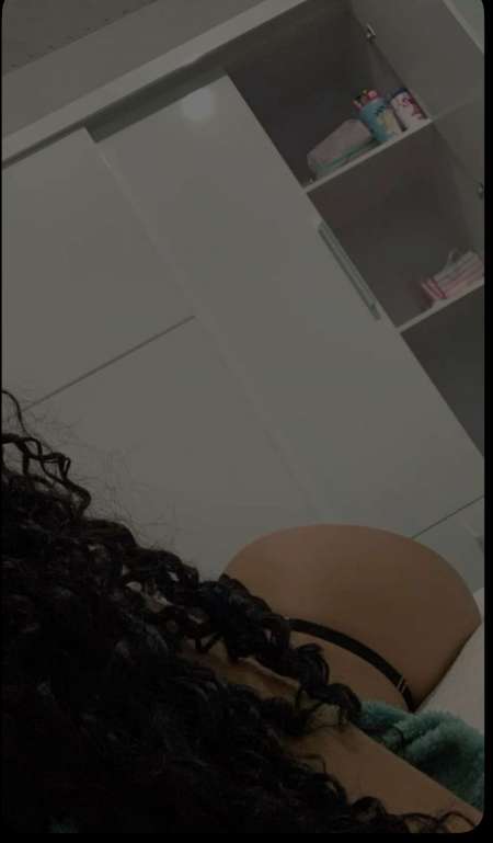 Jeune m�tisse pour cam